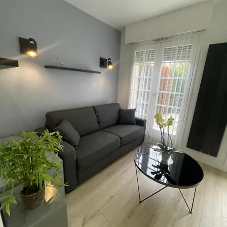 Location Meuble * 소